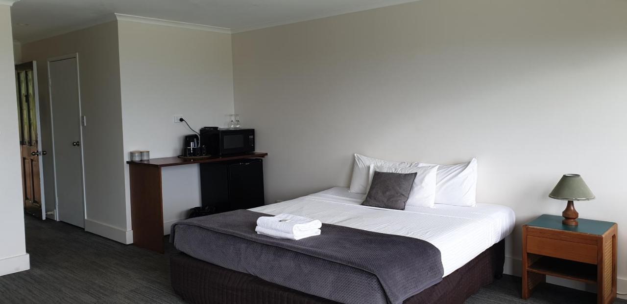 Tranquil Park Motel Maleny Exterior photo